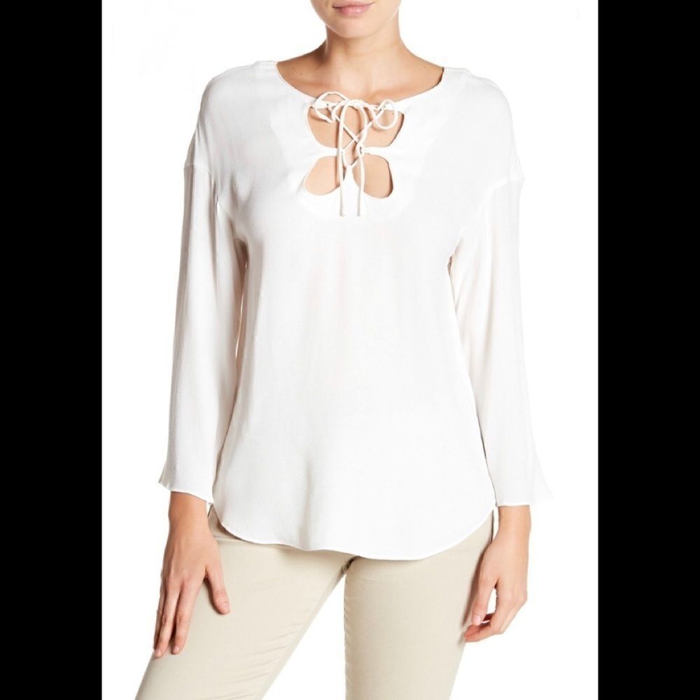 FRAME white lace neck top. - Picture 9 of 10